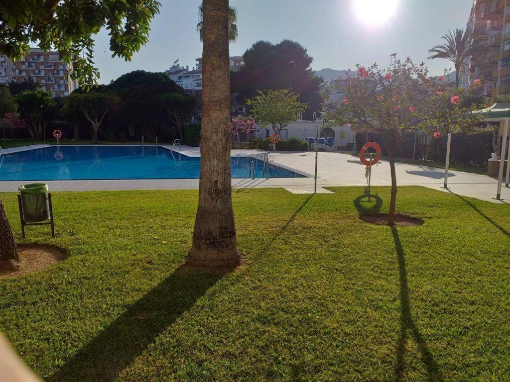 15 Avenida De La Telefonica Appartement Benalmádena Buitenkant foto